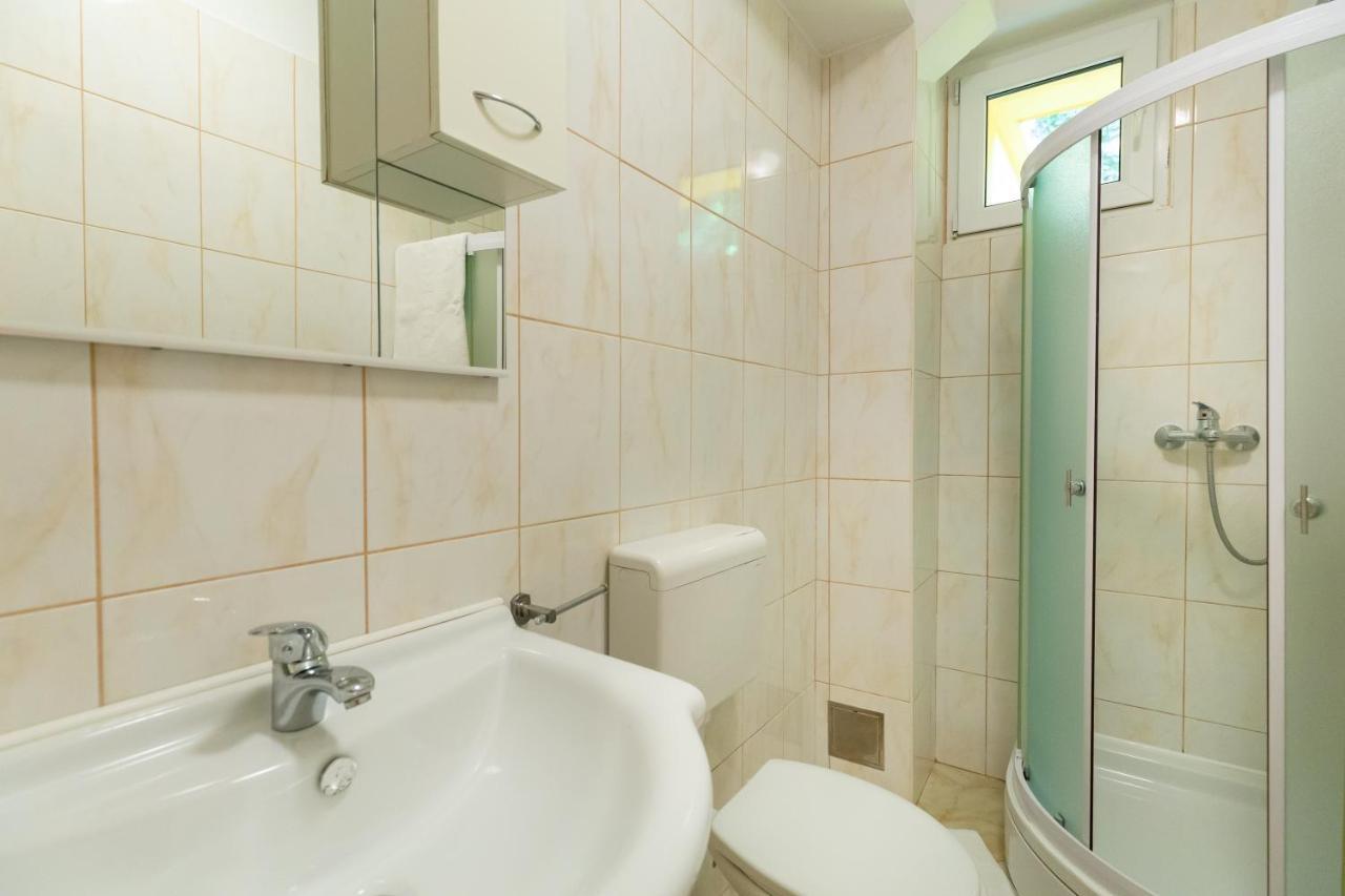Apartments Vesna 察夫塔特 外观 照片