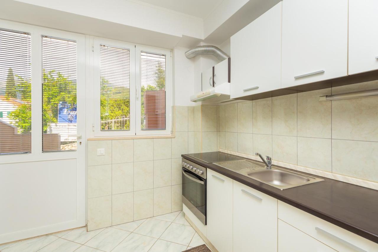 Apartments Vesna 察夫塔特 外观 照片